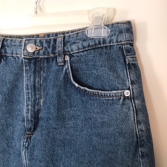 H&M Raw Hem Denim Jean Skirt - Picture 4 of 6